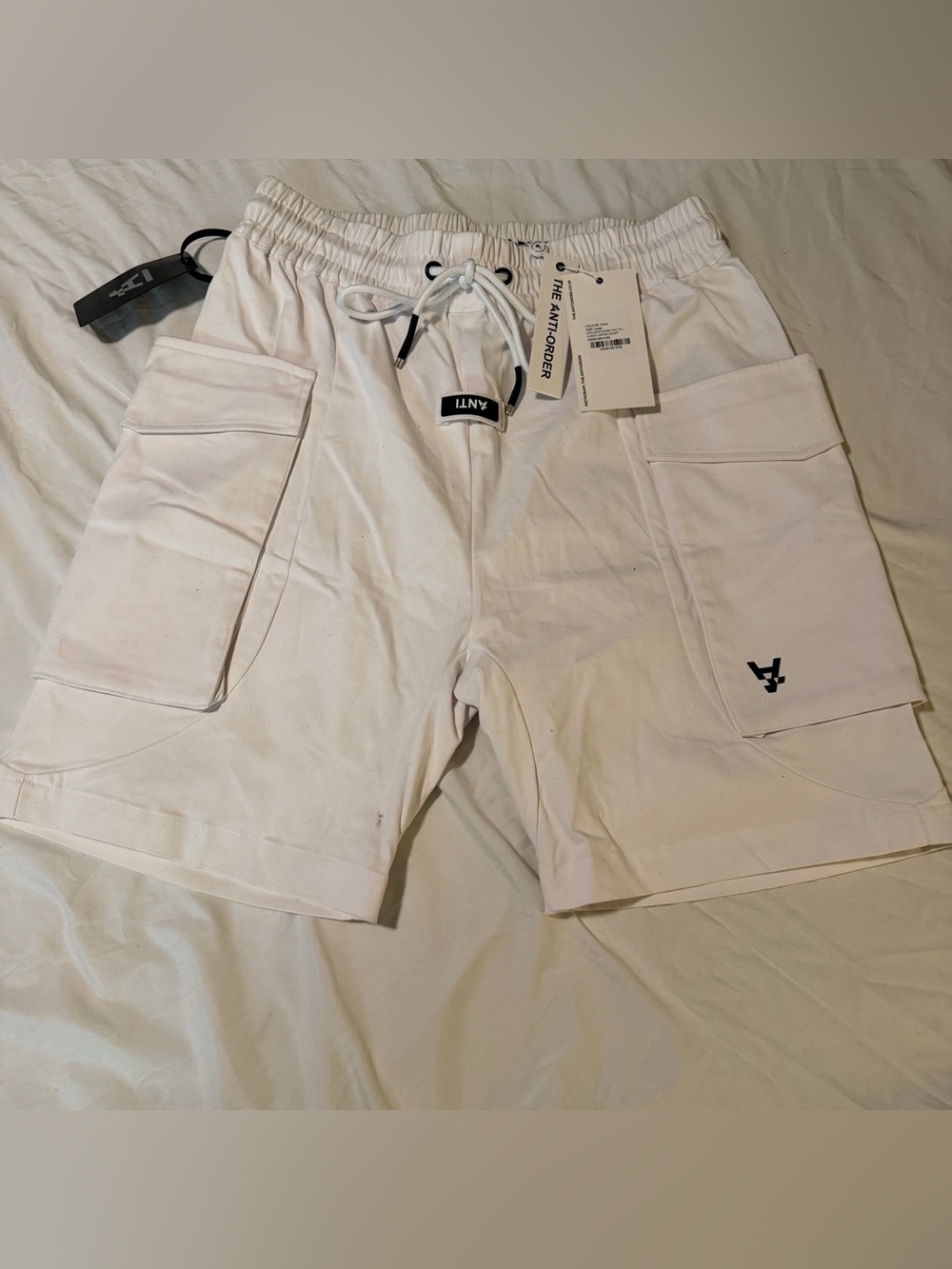 Men’s White Cargo Shorts with Drawstring Waist